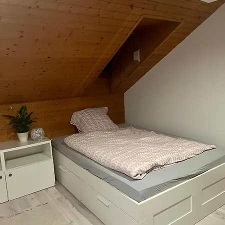 Mit Gemeinschaftbad Und Kuche Borgholzhausen